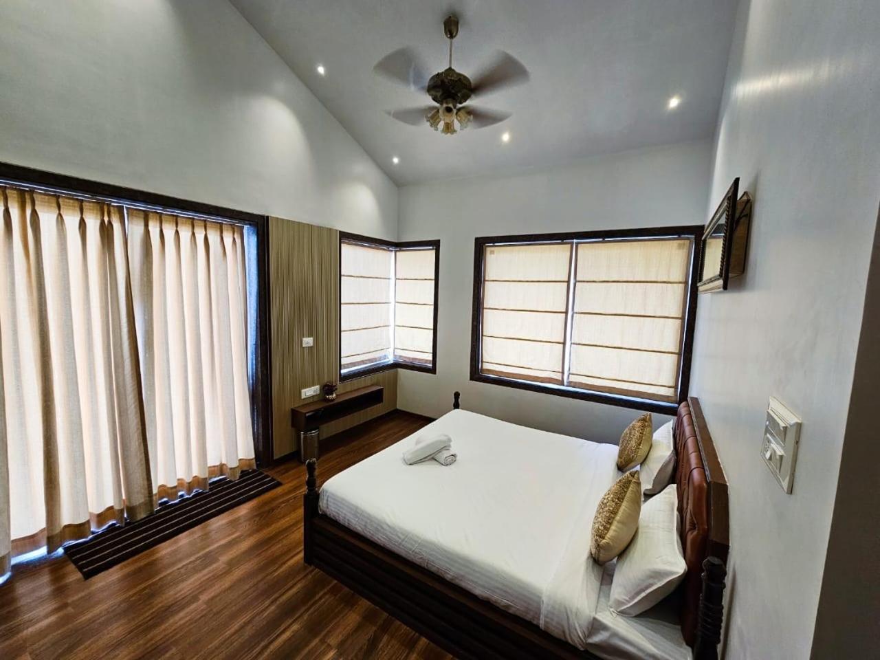 Premium Chalet Lonavla Exterior foto